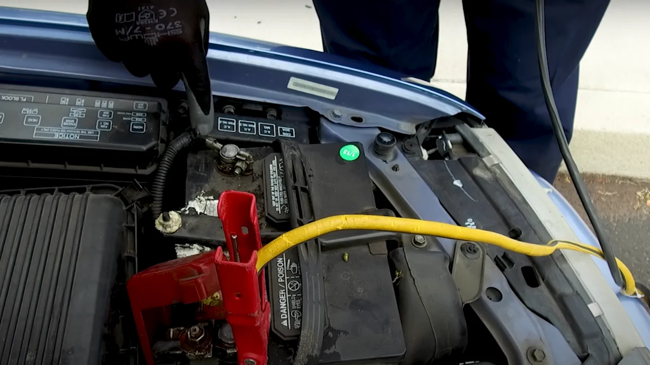 how to jump start dead battery